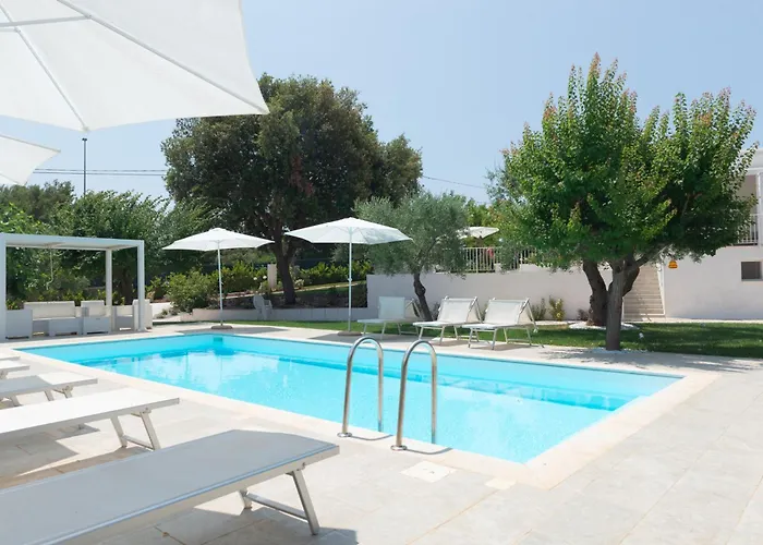 Dei Monti With Exclusive Pool וילה